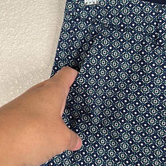 Merona Navy & Green Geo Print Chino Shorts Size 4 - Picture 3 of 6